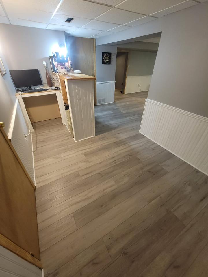 Rental Unit Vinyl Upgrade vinyl flooring installation in Windsor Ontario home