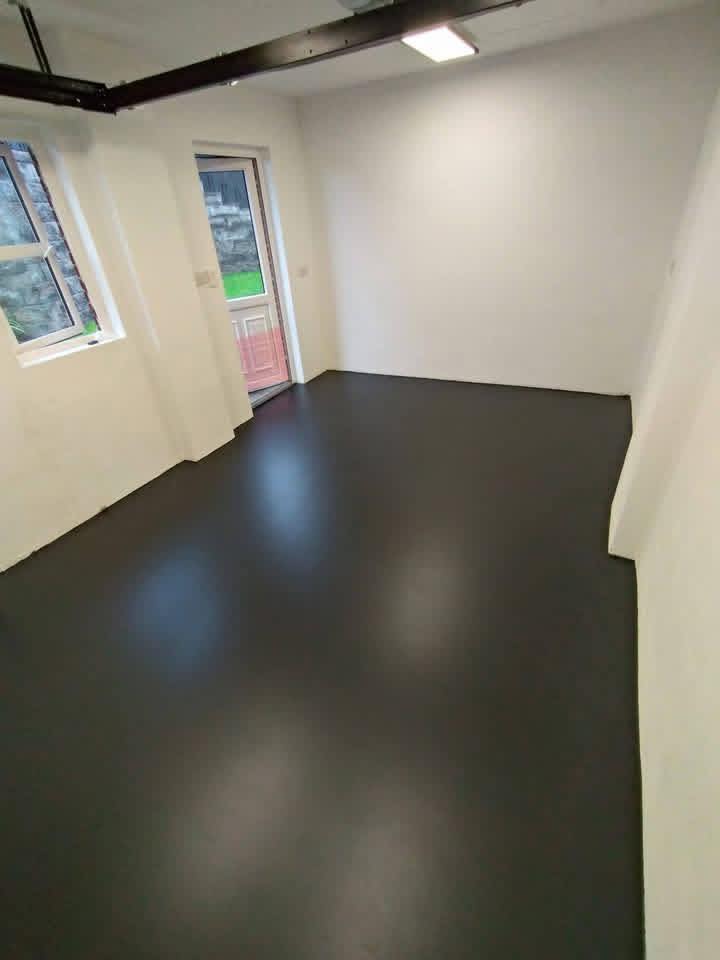 Modern Protective Floor Coating solid color epoxy floor finish Windsor Ontario